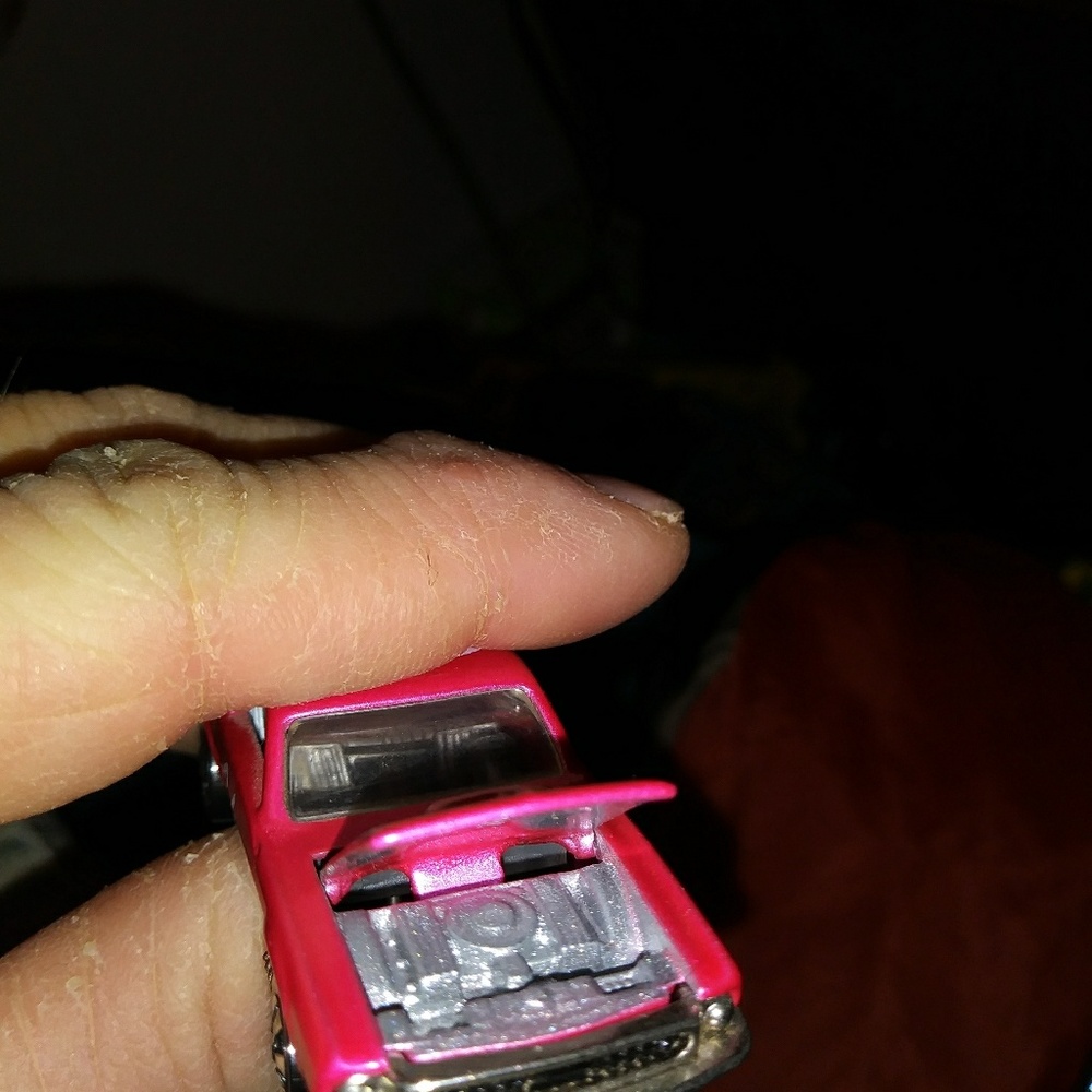 To hot wheel employee customs - Picture 6 of 8
